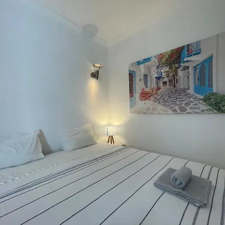 Mia Private Pool